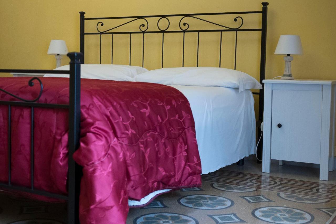 Bed and Breakfast La Breccia A Porta Pia à Rome Extérieur photo