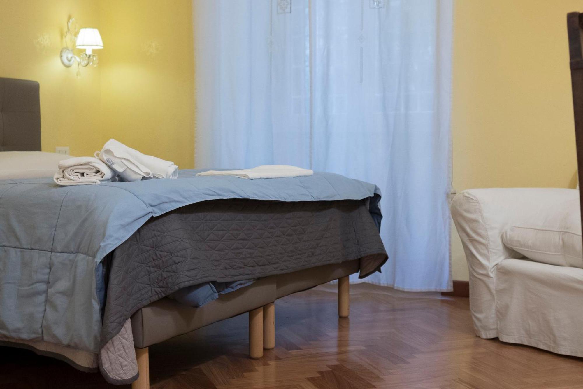 Bed and Breakfast La Breccia A Porta Pia à Rome Extérieur photo